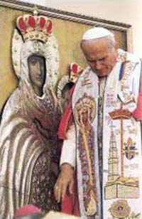 Jan Paweł II przed Cudownym Obrazem